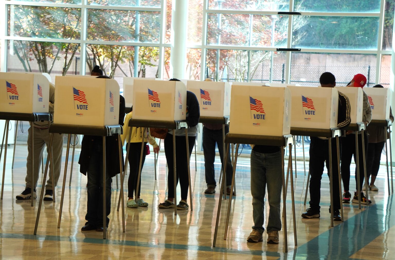 Comparing Major Candidates in the 2026 Illinois Midterm Election